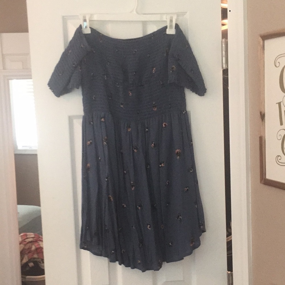 off the shoulder flowy dress